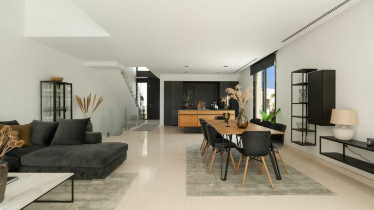 3df06eda863baae9a6f1d16fe980532c - 8