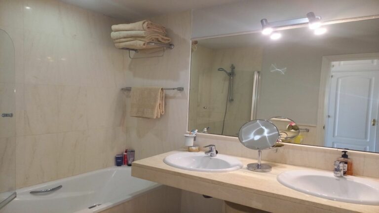 3e6500b7124f96a88b5ea07815edf551 - 11