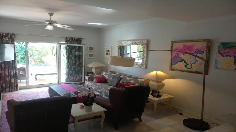 3e6500b7124f96a88b5ea07815edf551 - 4