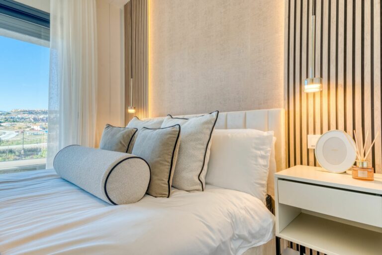 3e77e7a533132a8e8ced00fecbf58f8f - 14