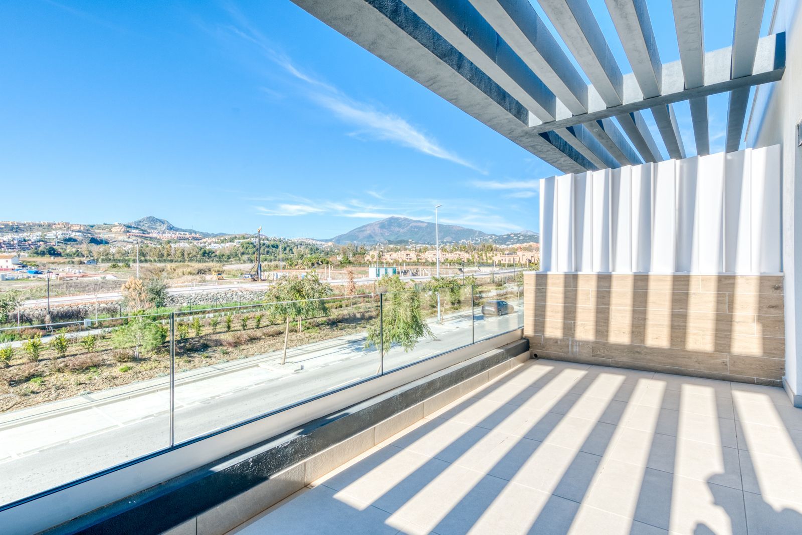 3e77e7a533132a8e8ced00fecbf58f8f - 15