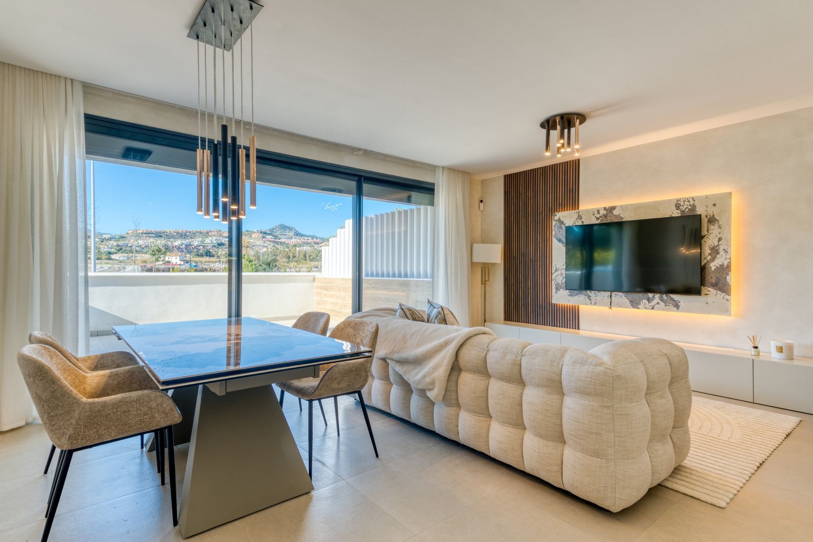 3e77e7a533132a8e8ced00fecbf58f8f - 2