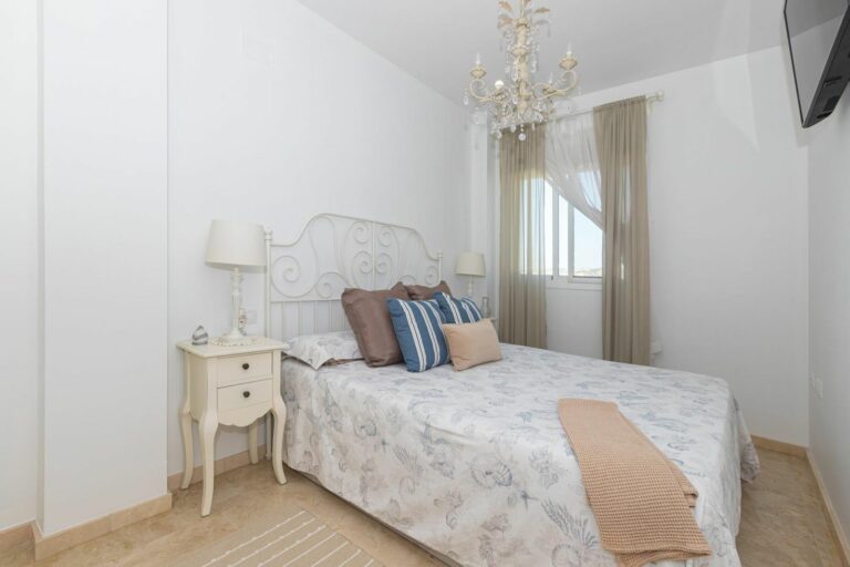 3e8cb46af6efe4a2bf7c864cc8465e8c - 16