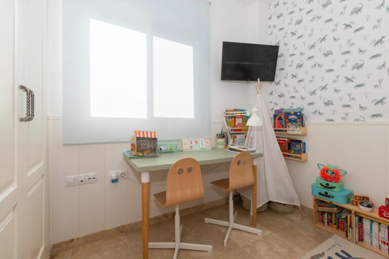 3e8cb46af6efe4a2bf7c864cc8465e8c - 4