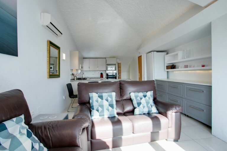 3fe31c8711beccbe775ef939d0d88cdf - 5