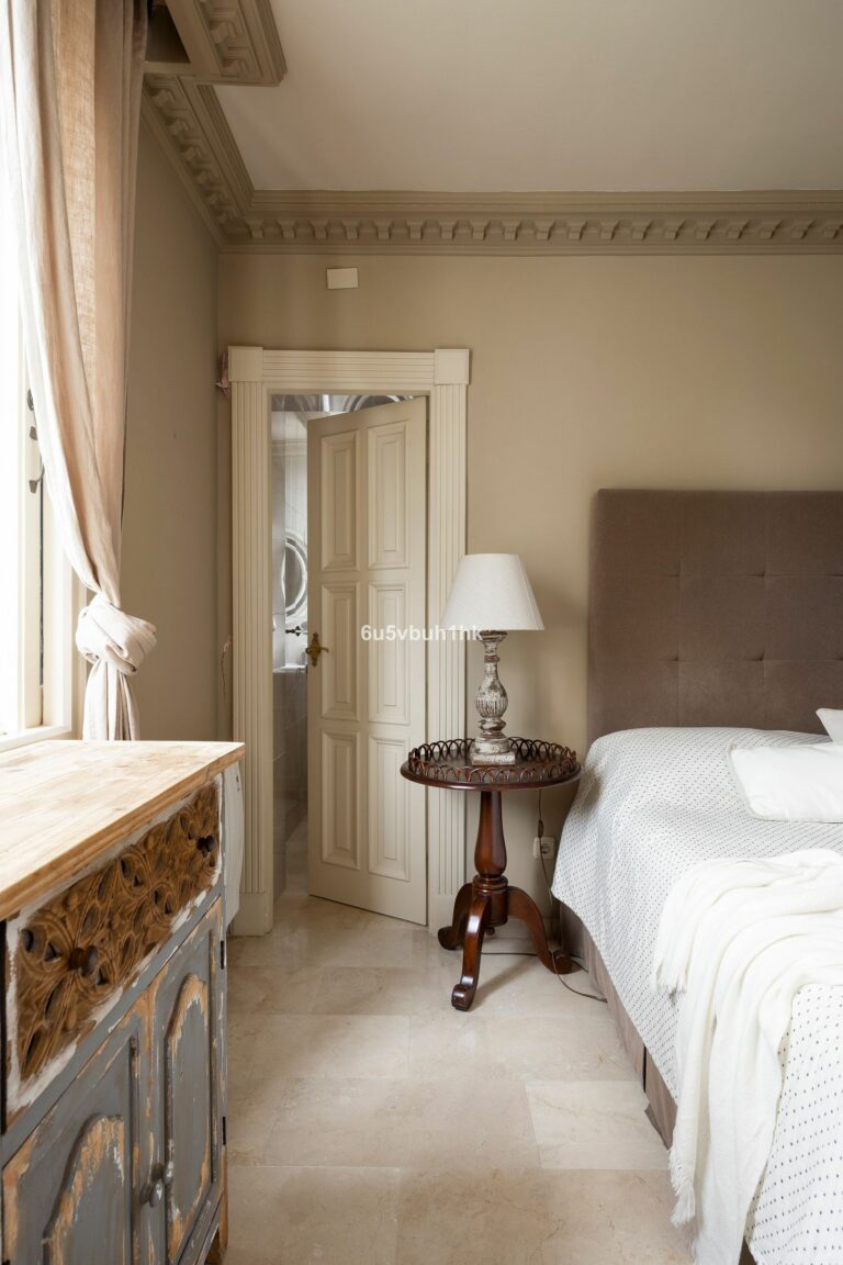 41bd7cc616bdc9b2d2e8d145114da58a - 14