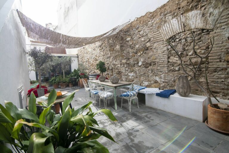 41c7419763c260de3d8185796f248f90 - 5