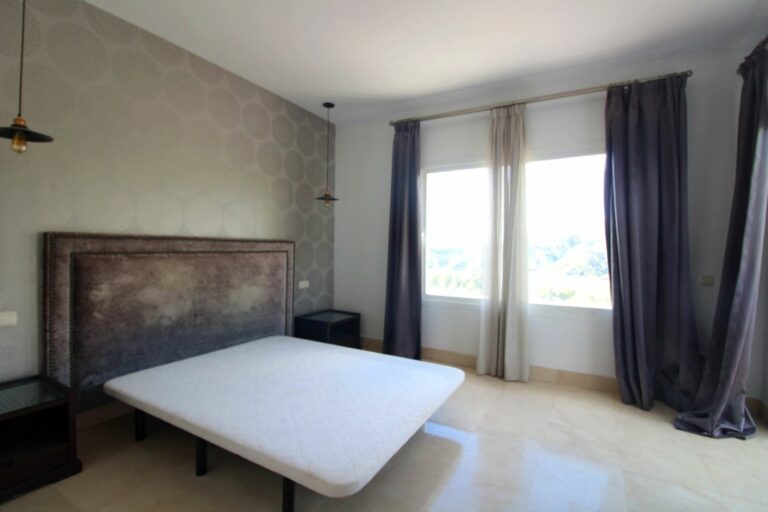 425ceb0f7df36e45302bd09ea0c85d07 - 11