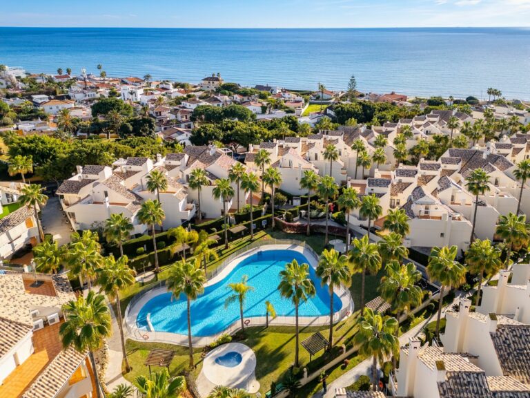 44bdacc82ea0db2f3f046f2e9057f440 - 1