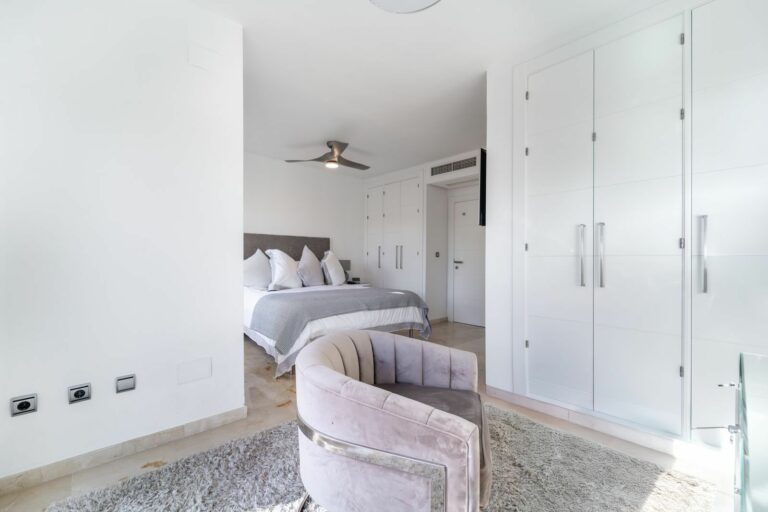 44bdacc82ea0db2f3f046f2e9057f440 - 9