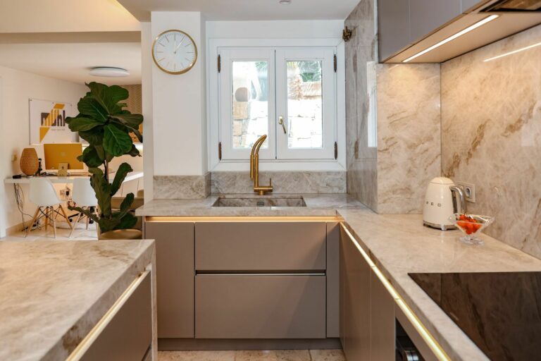 45986431c07884dc0f61dcfc729a06d8 - 12