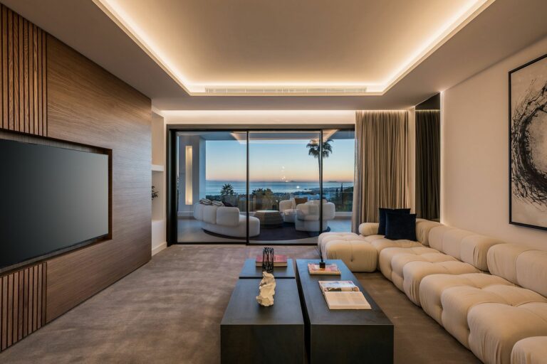 45bf3bf8072d65553188765052a3c5e9 - 14