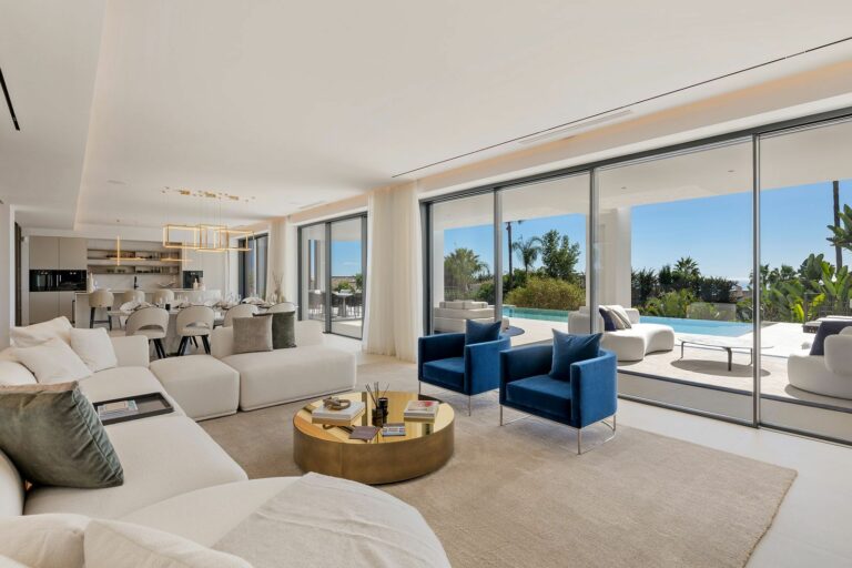 45bf3bf8072d65553188765052a3c5e9 - 7