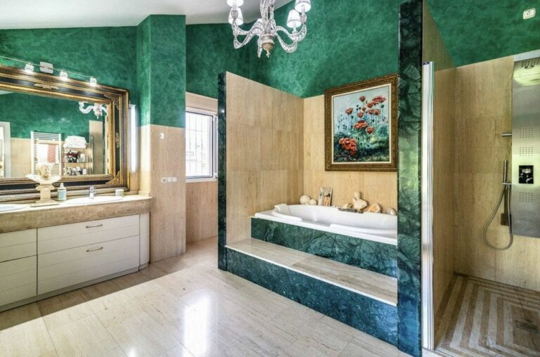 46b5a49e8e2c95f68a545e1c23505634 - 13