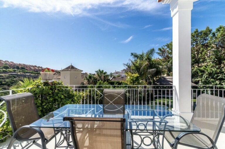 46b5a49e8e2c95f68a545e1c23505634 - 14