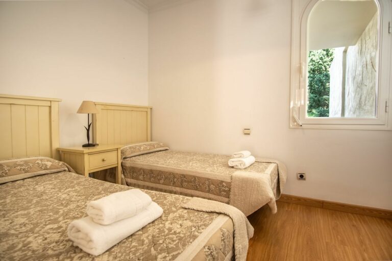 47123be9e92738774d804d404f766c4b - 11