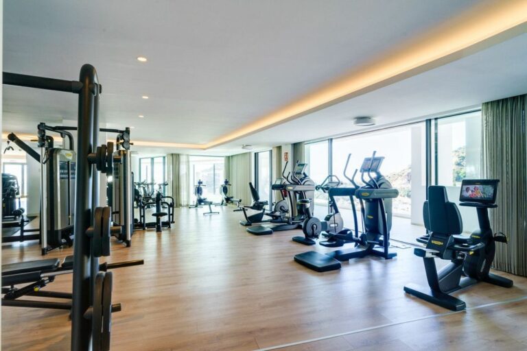 4776fc4f20fb4a955853df5bf994cdf7 - 7