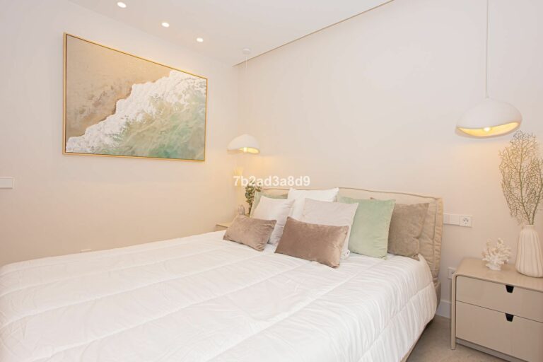 47a2fd6058a25f8eaf23672b07db339f - 16