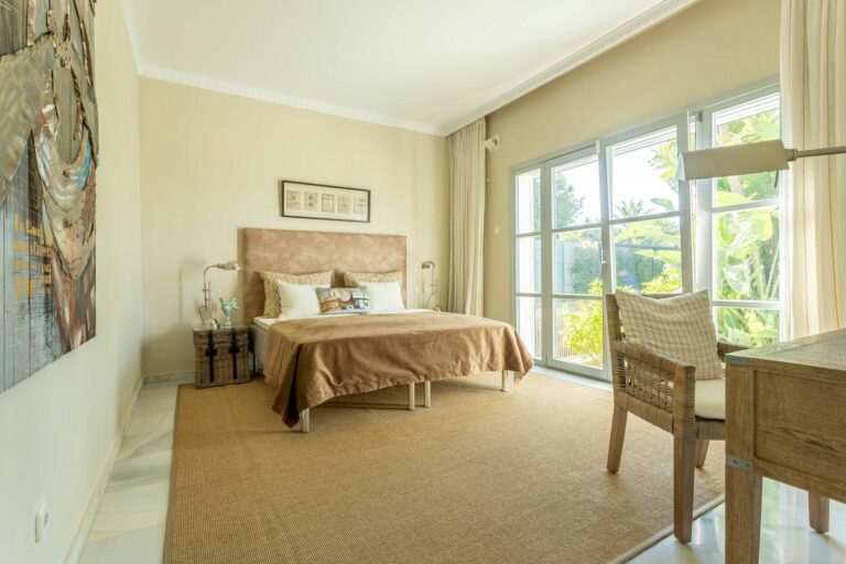 49aaddad02580db51de92df3417cf12c - 14