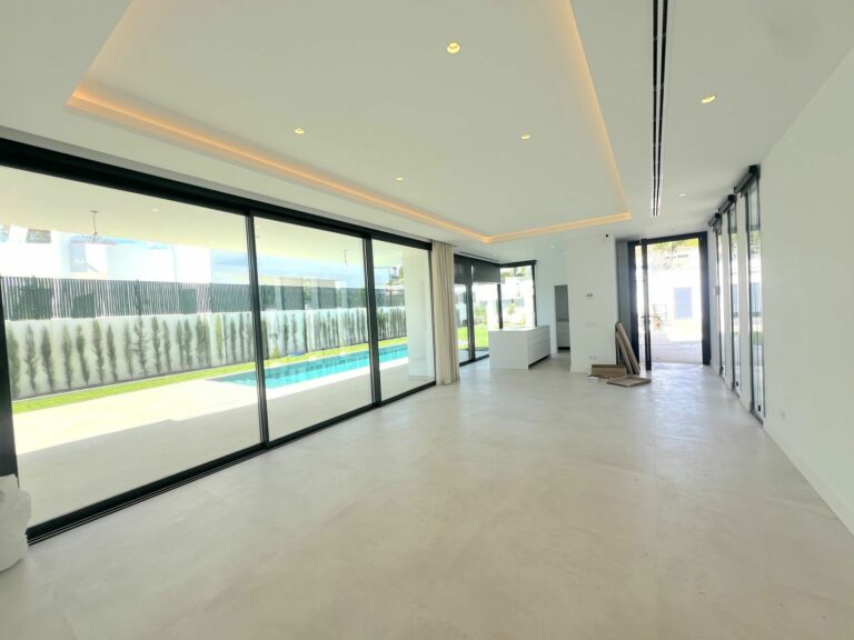 4c759dacbeb7015e9ca72e07b394d3bb - 2