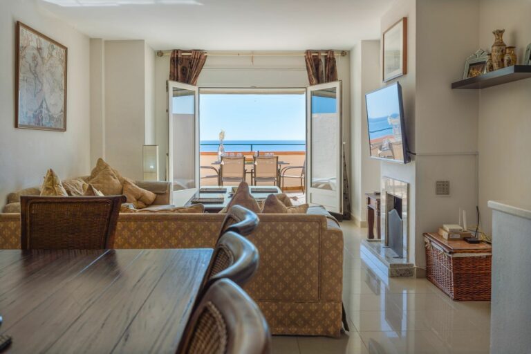 4de3887d7cc9b8e72ab418dbf297265e - 12