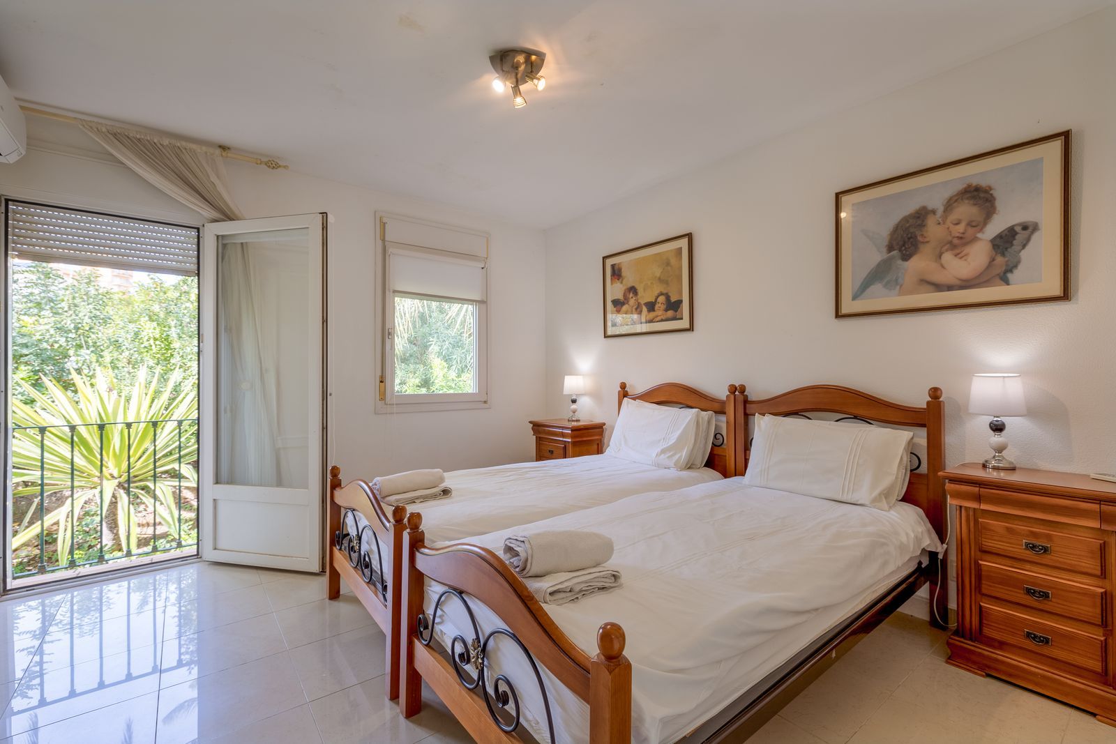 4de3887d7cc9b8e72ab418dbf297265e - 16