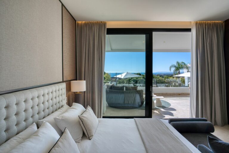 4f89b21223568e8145eedd5eee383d86 - 15