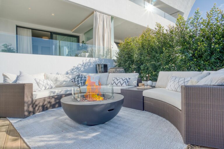 4f89b21223568e8145eedd5eee383d86 - 5