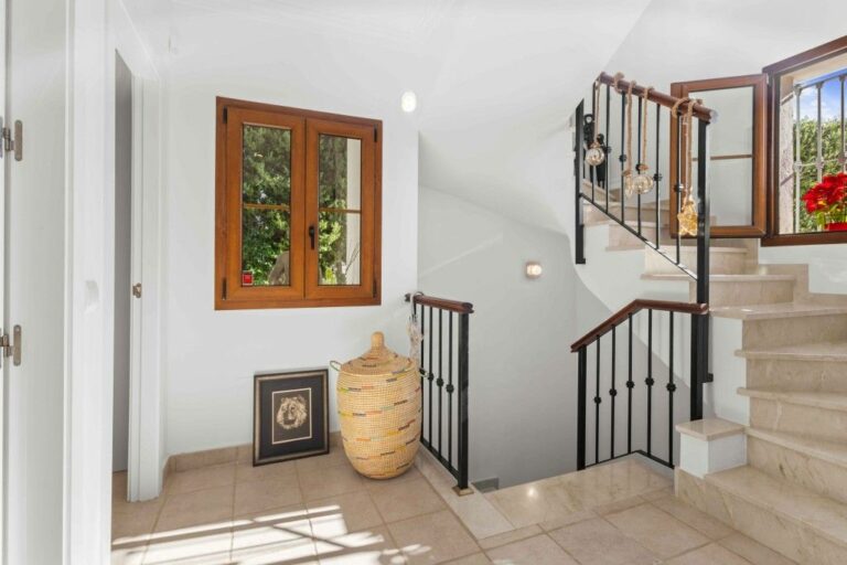 500ac375c3a623f5578459482c6c3a90 - 4