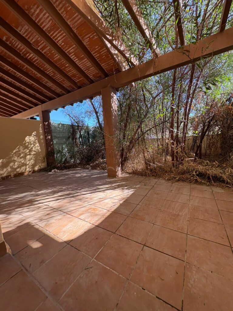 50be2293f4f634590ad31facf34f93bd - 7