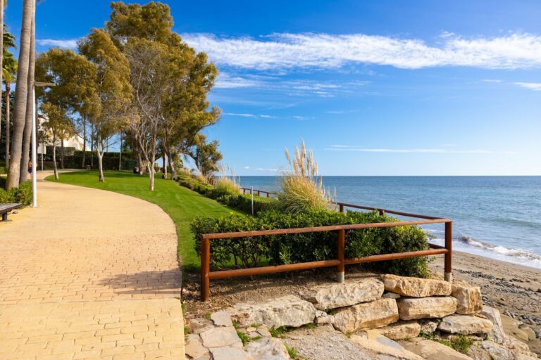 533d947c110d3afe80ab3c25cb802573 - 3