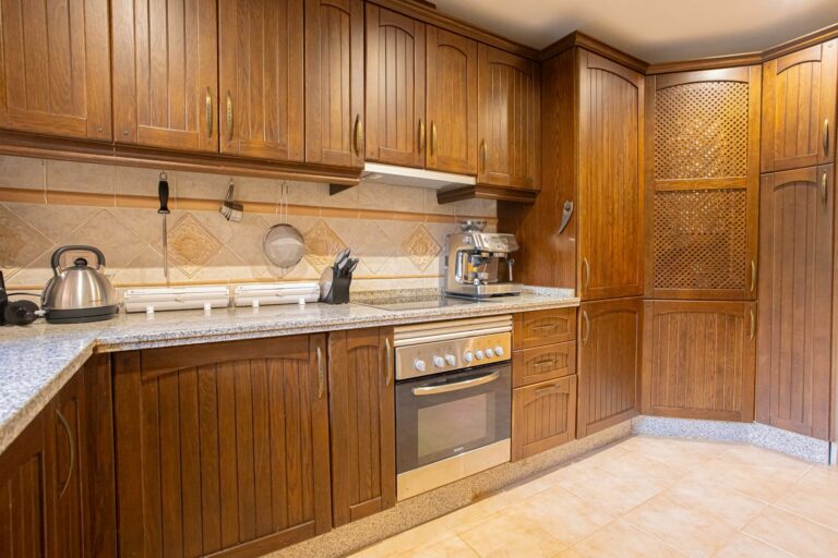 54fc2c6e48c40e9e93c05d0bec4e17d9 - 11