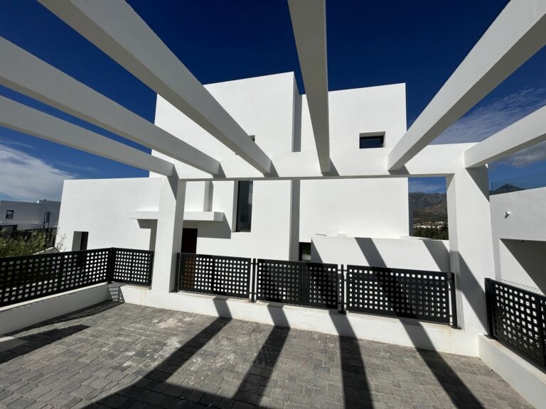 55e3b7499676b63e033dc34236732050 - 7