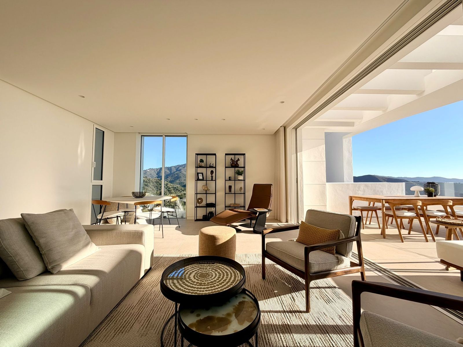 5730b6f114eb64c61662433fff576dbd - 10