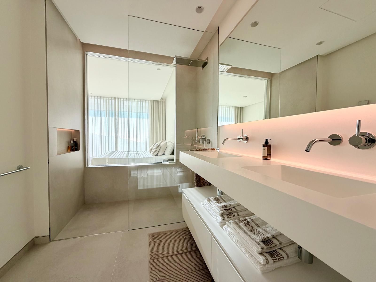 5730b6f114eb64c61662433fff576dbd - 14