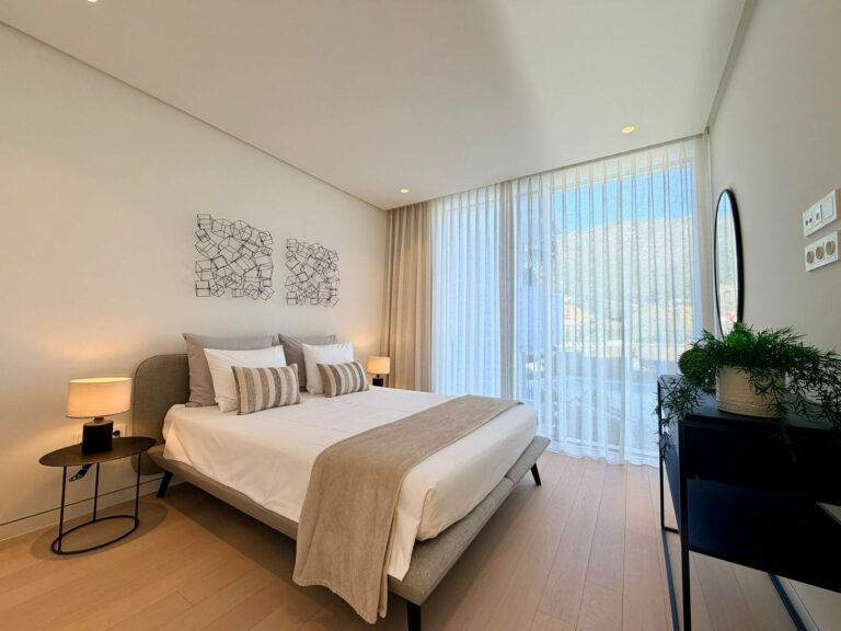 5730b6f114eb64c61662433fff576dbd - 15