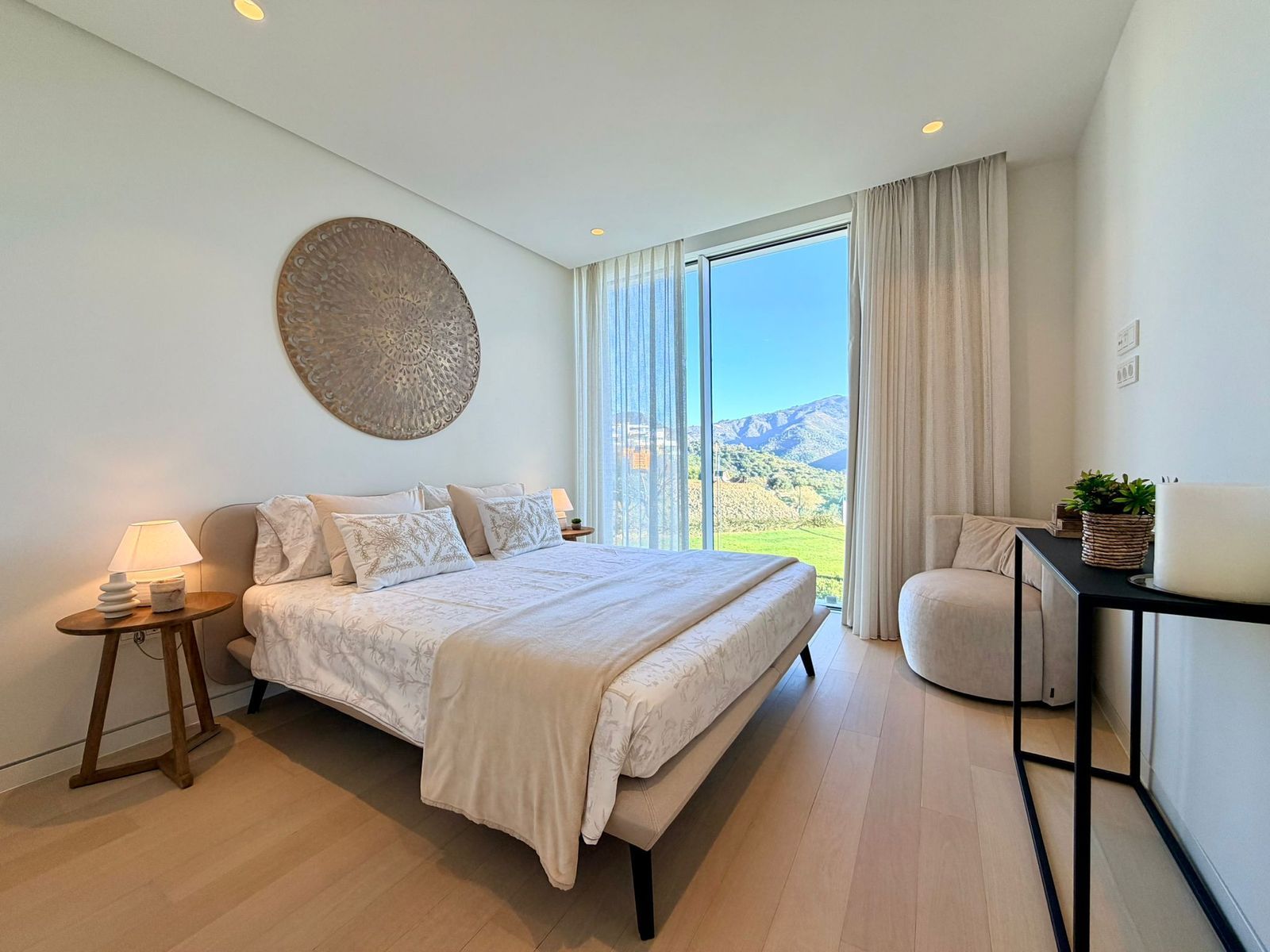 5730b6f114eb64c61662433fff576dbd - 16