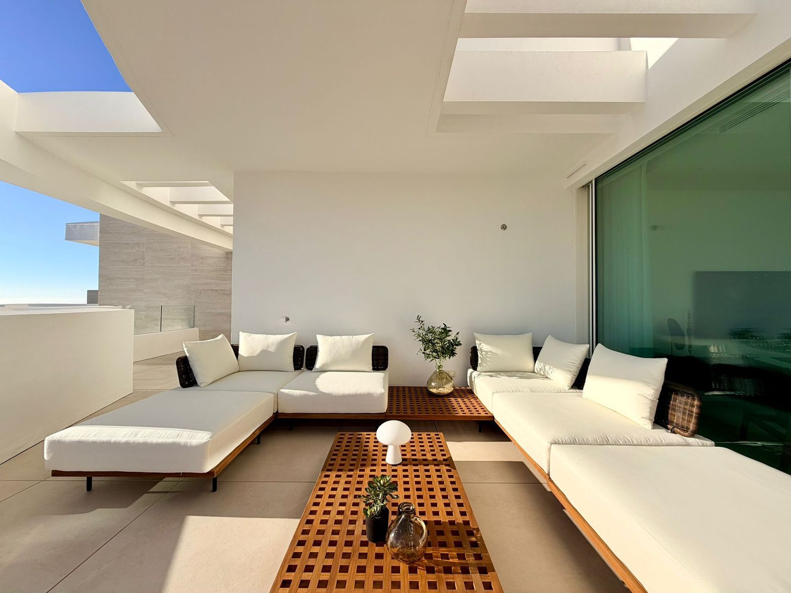 5730b6f114eb64c61662433fff576dbd - 4