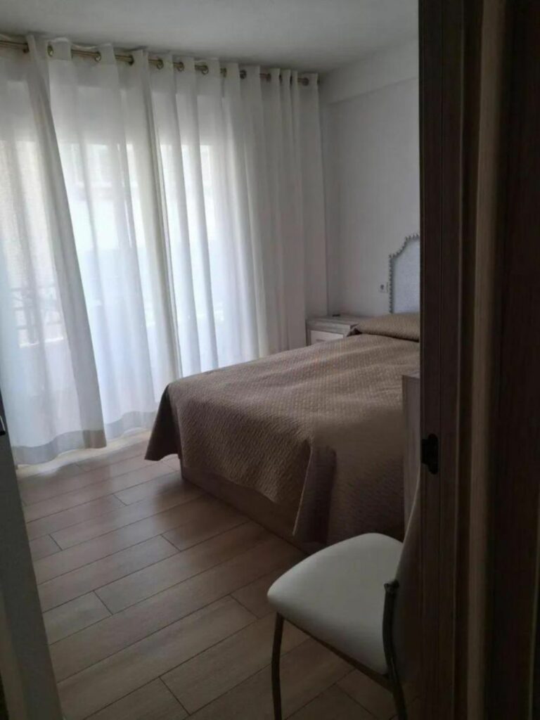 58532aed3a452379a2f687ace86ae94f - 7