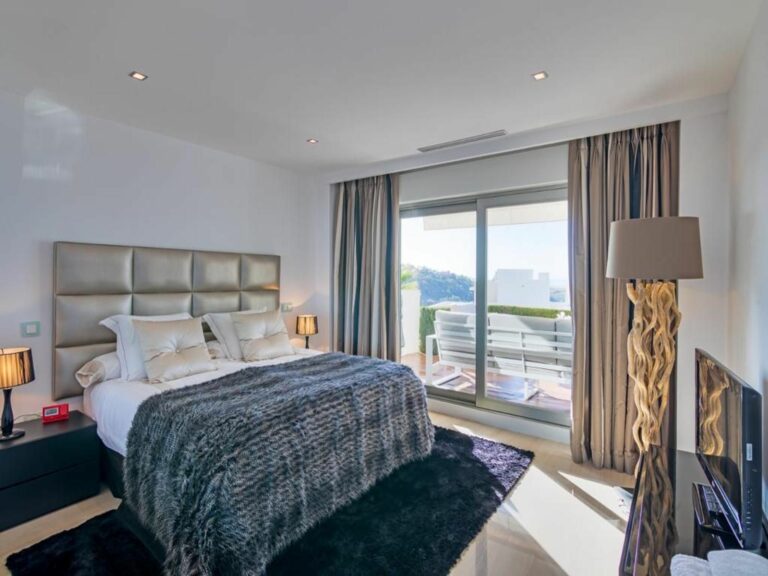 58e7d59a7ee120ec34e4774fca7b4bd0 - 10