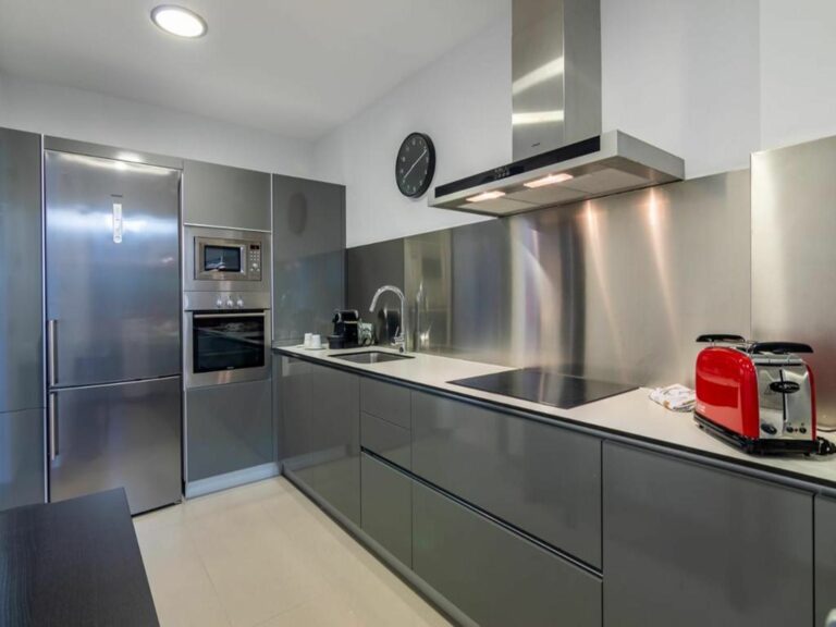 58e7d59a7ee120ec34e4774fca7b4bd0 - 8