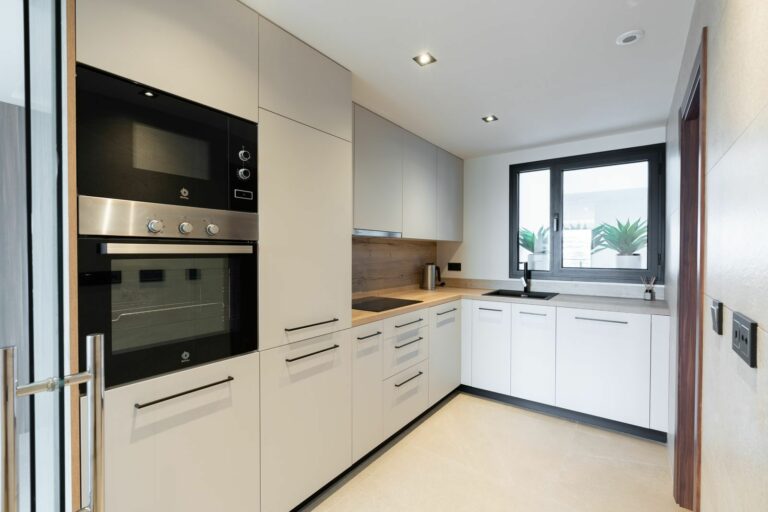 58fa2ad44cb39311b83f7d53c3d7e707 - 8