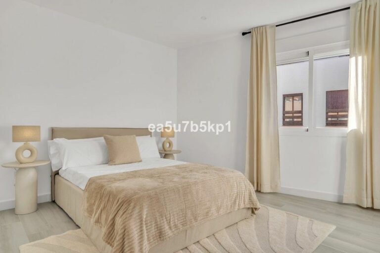 592c4d84db36dc2fe36fac5f9cf5ea3f - 5