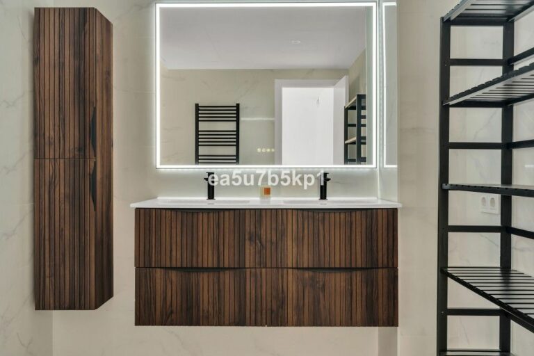 592c4d84db36dc2fe36fac5f9cf5ea3f - 9