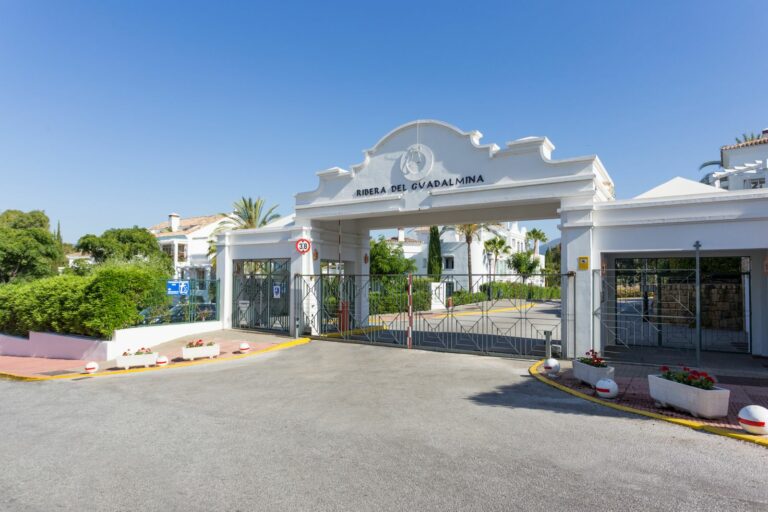 5c61c9847c1f27195517000e7280a1d9 - 7