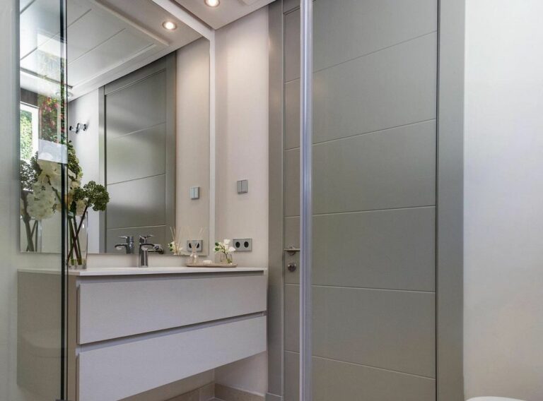 5c84cda16db9e44d58e9f0b452f1bbe0 - 13