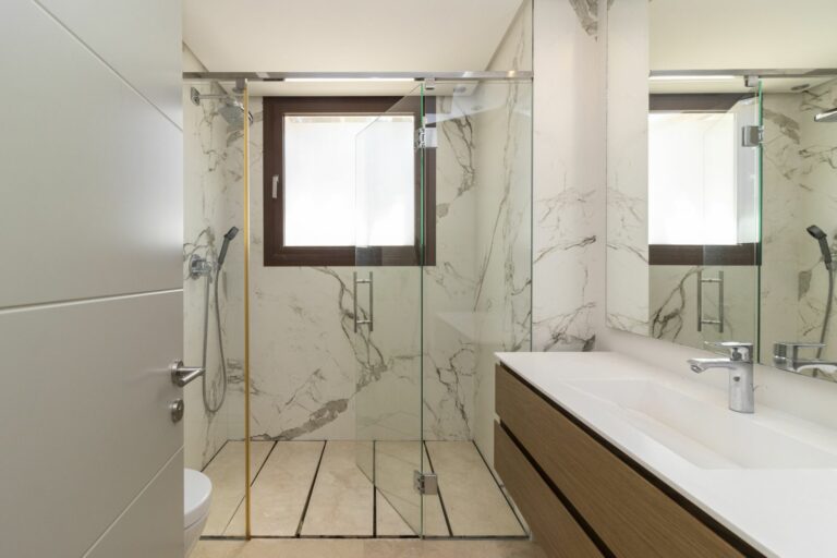 5c84cda16db9e44d58e9f0b452f1bbe0 - 15