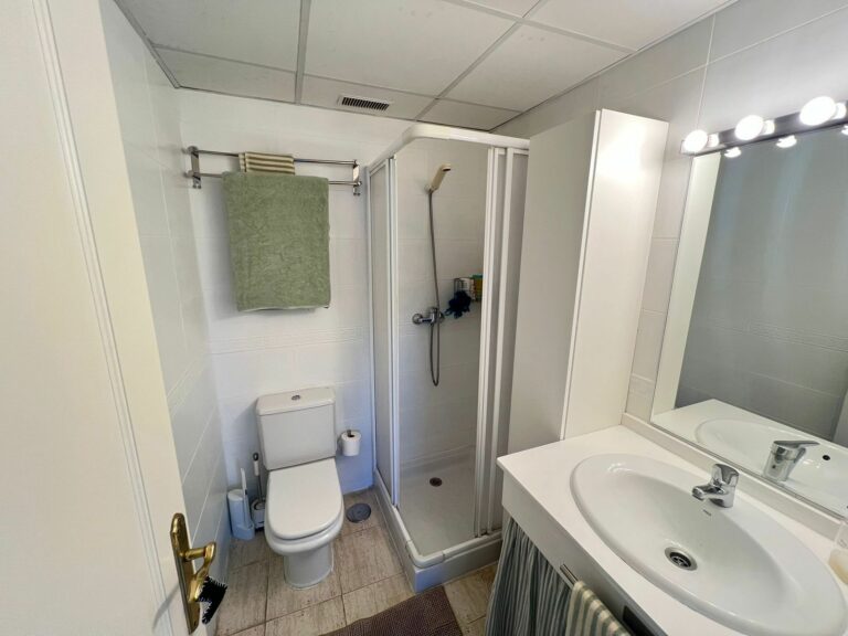 5c93dae35fbcb9f25f8bcb8290ebb5b4 - 3