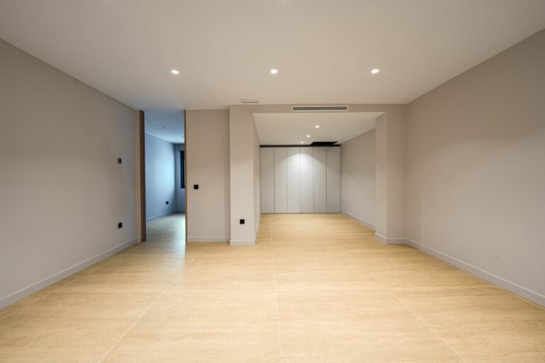 5d2e3bb24f50d0a2b3904bd70ad8c77a - 15