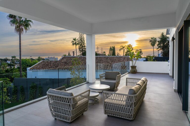 5d2e3bb24f50d0a2b3904bd70ad8c77a - 6